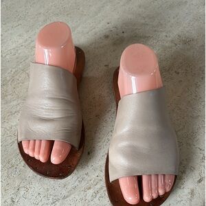 COR by Callen Cordero Leather Slides size 9